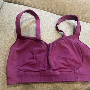 Lulu lemon 32 DDD sports bra